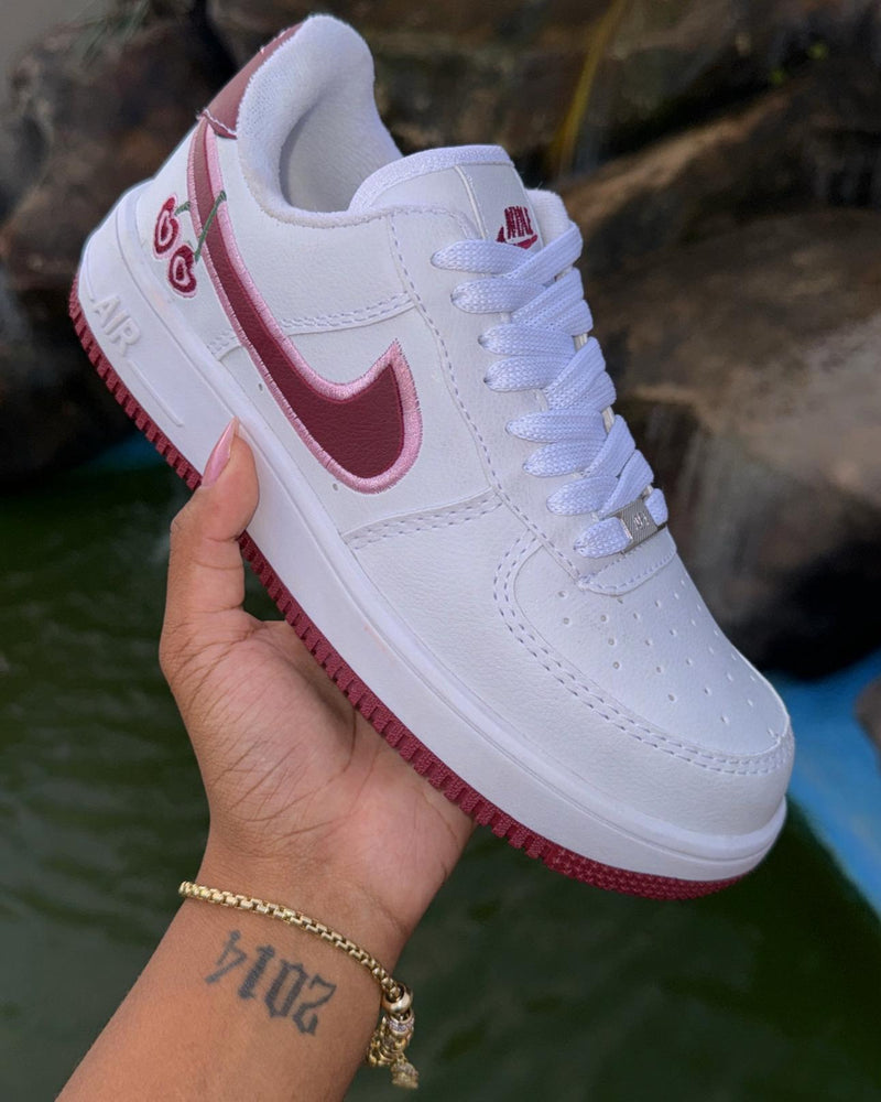 Tênis Air Force 1 LV