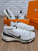 Tênis Treino Zoom X Invincible Run 3