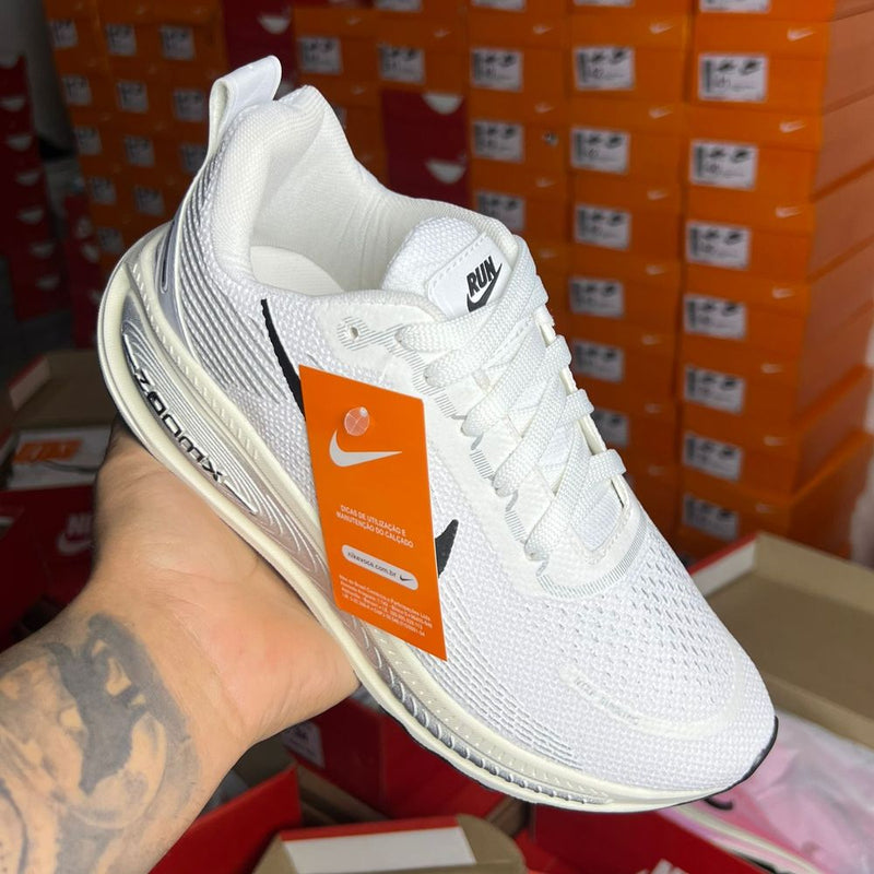 Tênis Corrida ZoomX Run
