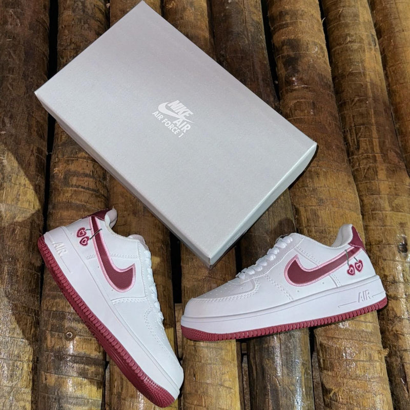 Tênis Air Force 1 LV