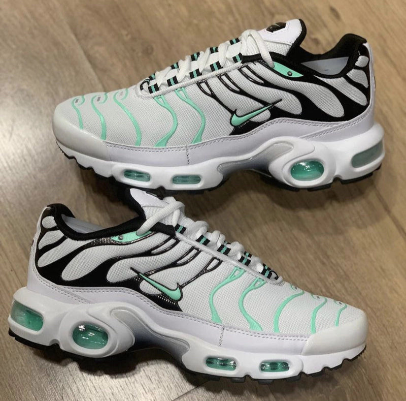 Tênis TN Plus Vietnã (Edição Limitada )