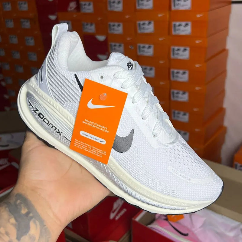 Tênis Corrida ZoomX Run
