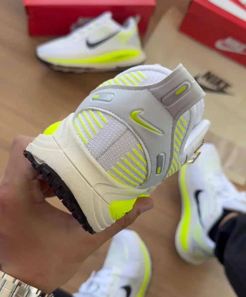 Tênis Corrida Vomero18