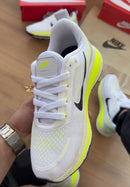 Tênis Corrida Vomero18