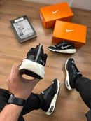 Tênis de Corrida Invincible Masculino